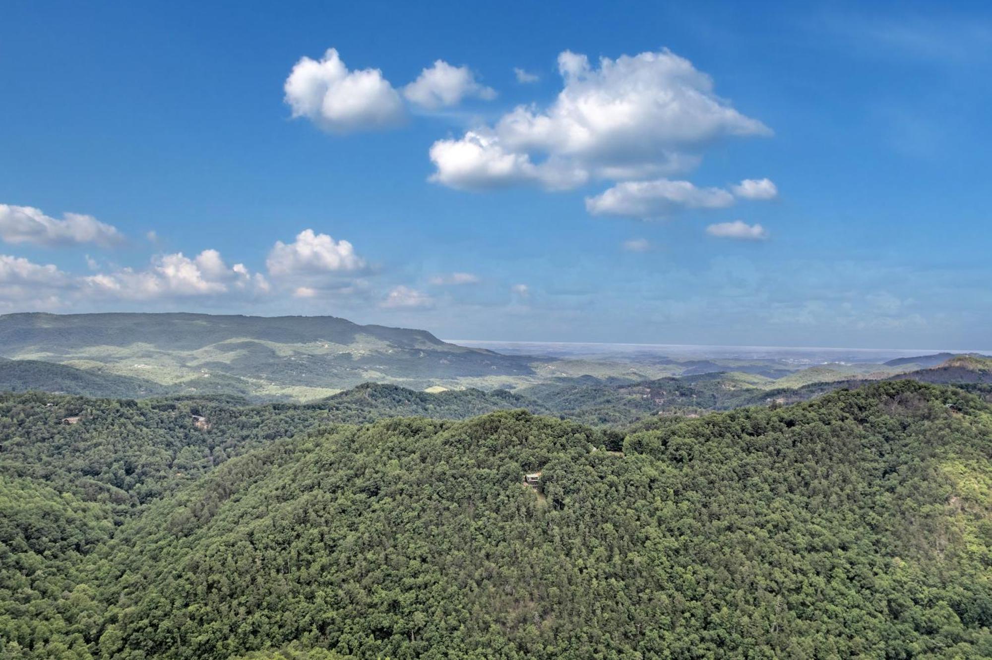 Вилла Endless View- Amazing Panoramic Mountain Views, Pool Access, Free Area Attraction Tickets Севьервилл Экстерьер фото